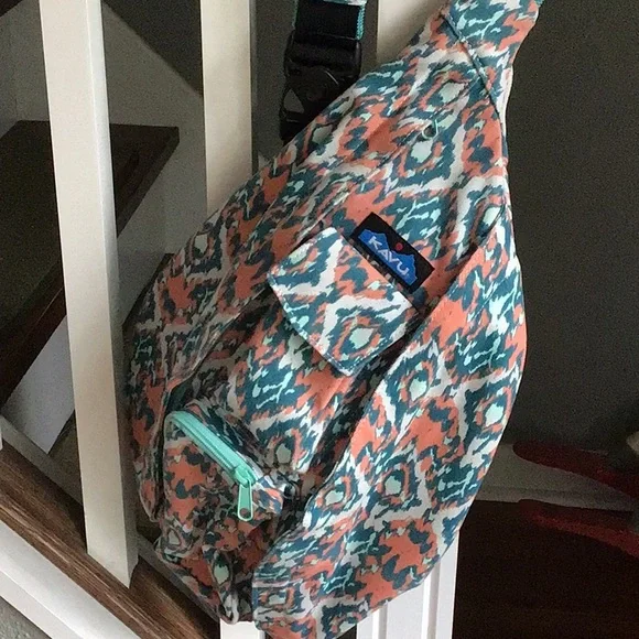 Kavu rope sling pack—turquoise and pink—NWOT Slingback – KAVU.com main image 4